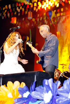 Gilberto Gil e Elba Ramalho agitaram a festa de São João