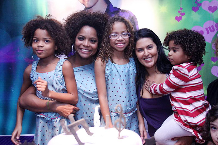 Adriana Bombom comemorou o aniversário da filha caçula