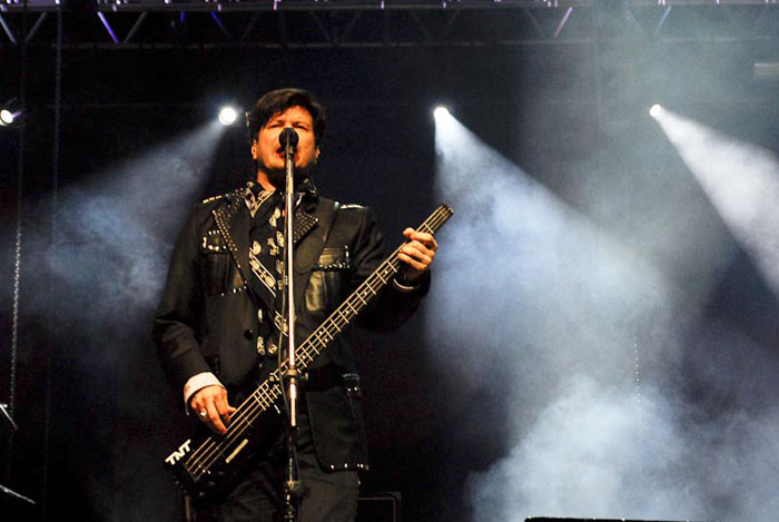 Palo Ricardo cantou antigos e novos sucessos no palco do Credicard Hall