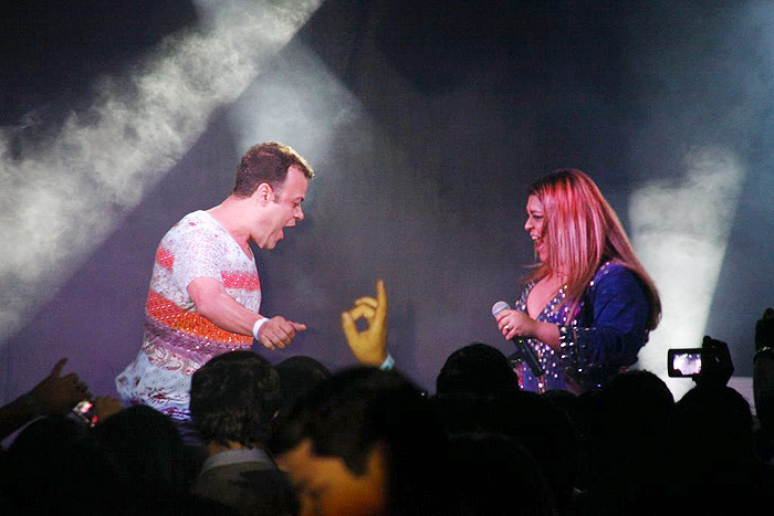 Ex-BBB Daniel se diverte em show de Preta Gil, em Alagoas - agnews