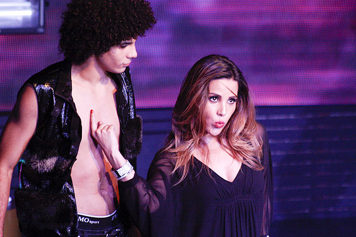 Wanessa dançou com um de seus dançarinos