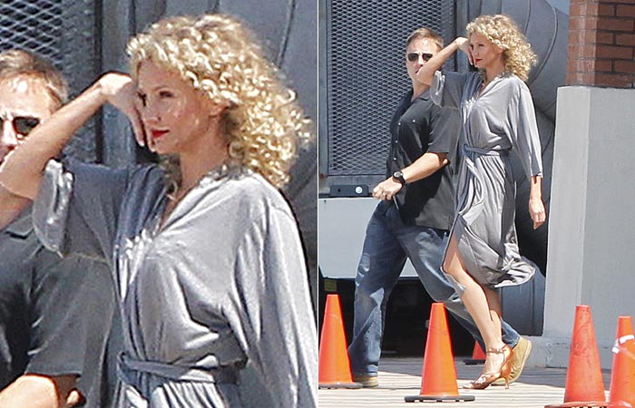 Veja Cameron Diaz de cabelos encaracolados, em set de filmagem - Grosby Group