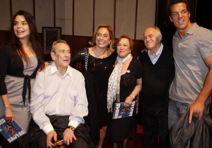 Cissa Guimaraes, Ary Fontoura, Nicette Bruno, e Paulo Goulart, Carlos Machado  e Francoise Forton. O Fuxico/AgNews