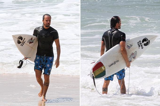  Paulo Vilhena vai à praia com Thayla Ayala no Rio de Janeiro - Ag.News