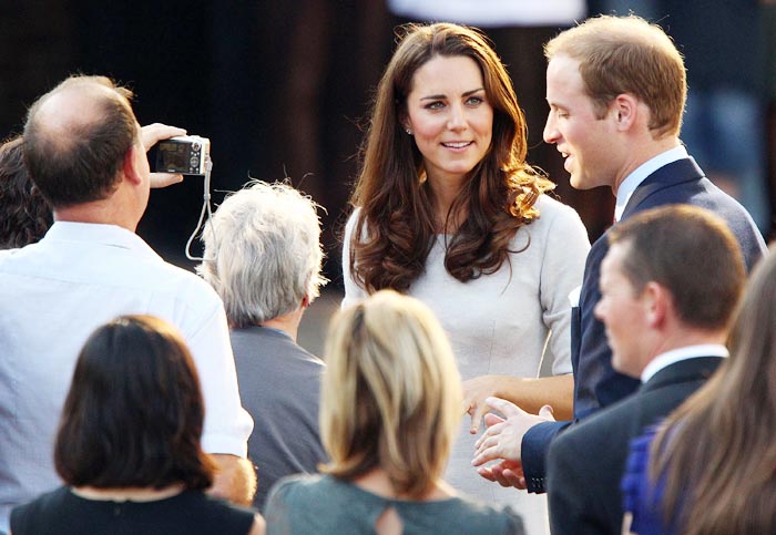 Príncipe William e Kate mostram sintonia durante inauguração no sul de Londres!