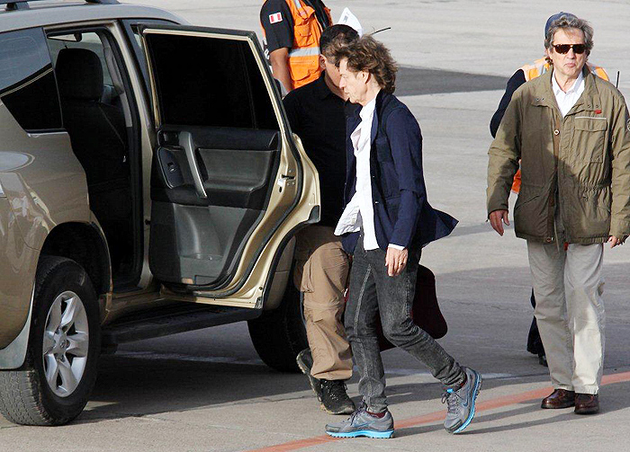 Mick Jagger viaja para Cuzco com seu filho, Lucas. 