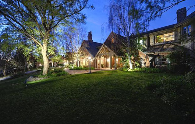 Conheça a mansão da cantora Britney Spears