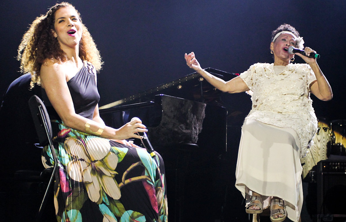 Vanessa da Mata canta com diva da música cubana - Manuela Scarpa/APhotos