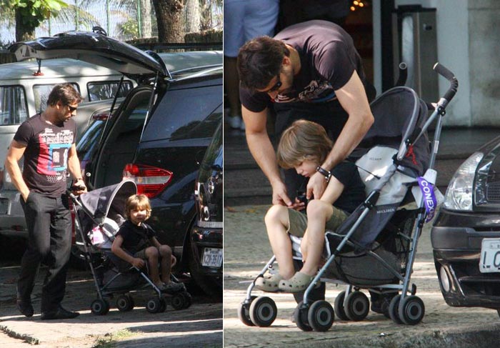 Murilo Rosa todo paizão passeando com seu filho Luccas. O Fuxico