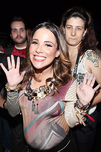 Wanessa faz seu último show antes de dar à luz