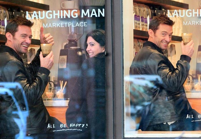 Hugh Jackman abre cafeteria filantrópica em NY O Fuxico