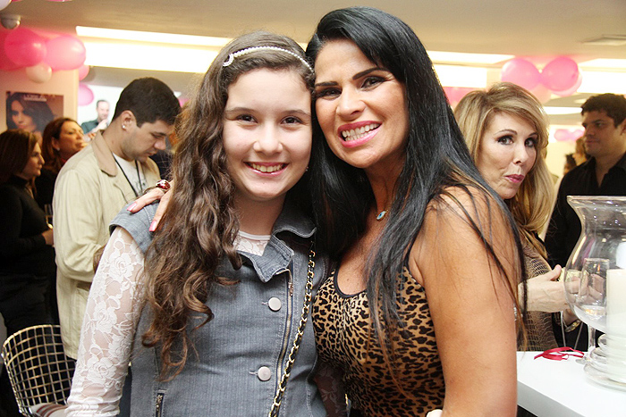 Solange Gomes e a filha Stephany.