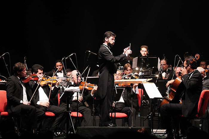 Orquestra Philarmônica deu show ao lado de Daniel