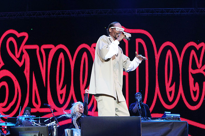 Snoop Dog dançou bastante durante o show. 