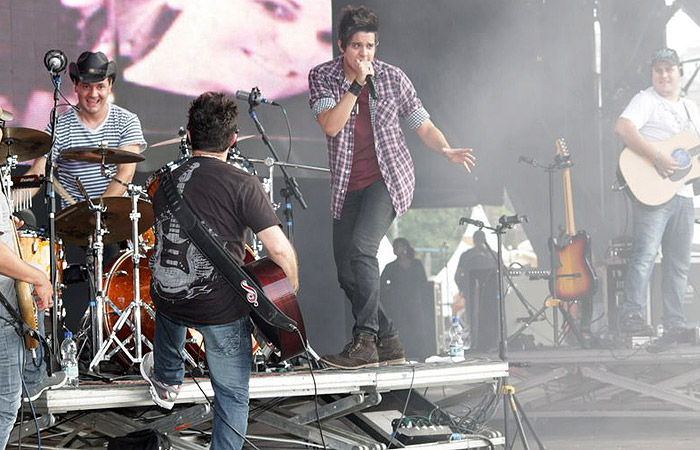 Luan Santana faz show no Rio de Janeiro