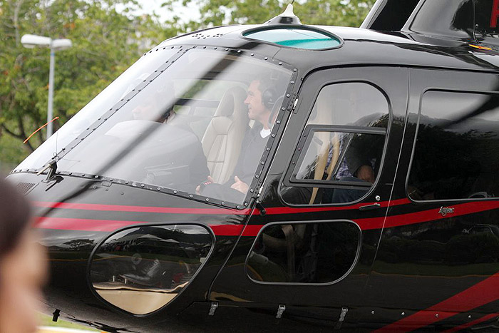 Antonio Banderas foi ao lado do piloto