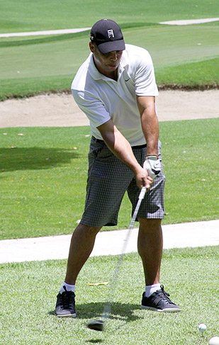 Ronaldo joga golfe no Rio de Janeiro