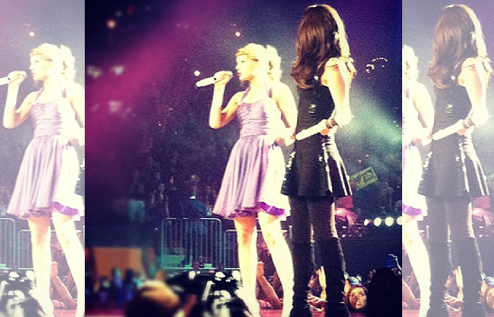 Taylor Swift faz dueto com James Taylor no último show de sua turnê Speak Loud - Reprodução