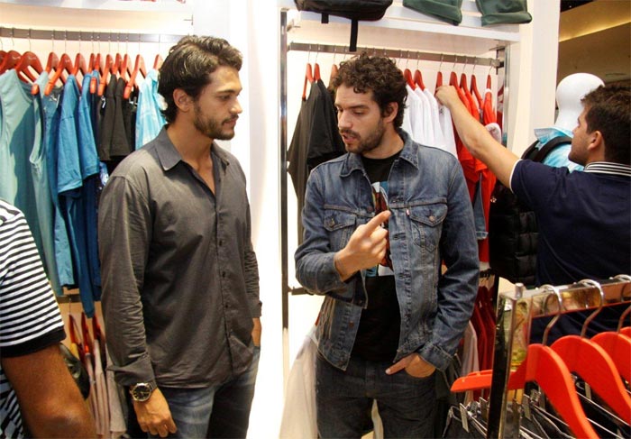 Guilherme Winter e Rafael Viana na Coca-COla Clothing O Fuxico