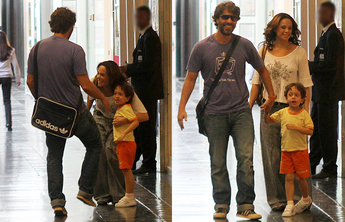 Vanessa Gerbelli caminha por shopping com marido e filho no Rio de Janeiro