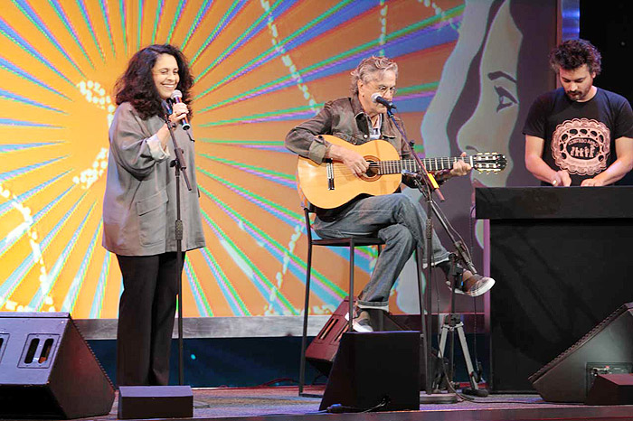 Caetano Velos e Gal Costa dividiram o palco do Programa do Jô