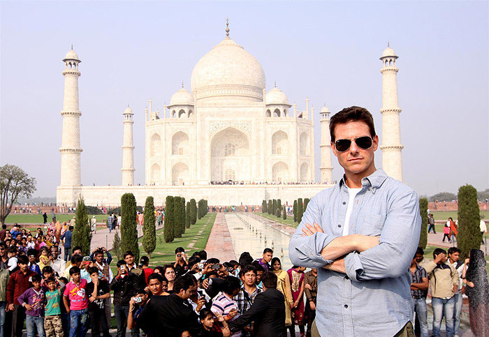 Tom Cruise visita o Taj Mahal, na Índia