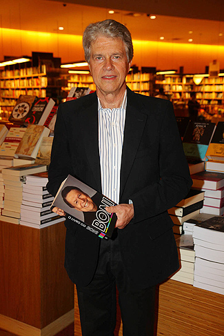 Boni lança seu livro em São Paulo.