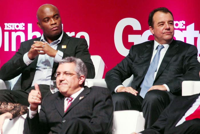 Anderson Silva ao lado de Sérgio Cabral, governador do Rio de Janeiro