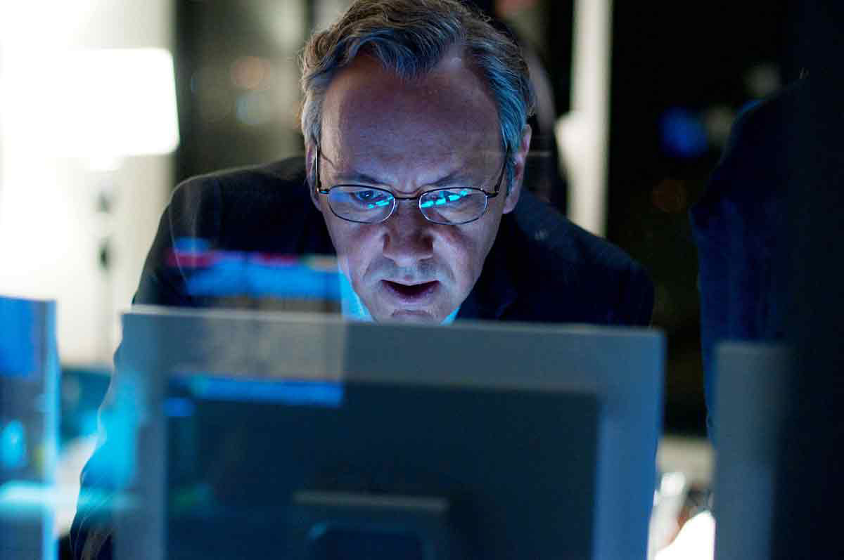 Cenas do Filme: Margin Call – O Dia Antes do Fim