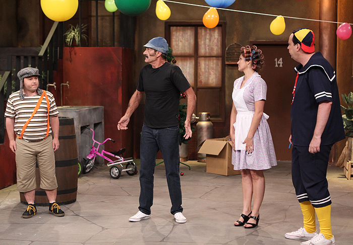 Artistas do SBT vivem personagens de Chaves no especial do SBT