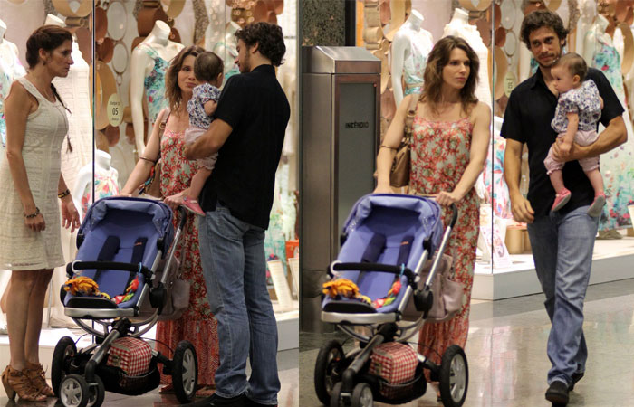 Letícia Spiller passeia em shopping da Barra com a filha e o marido - O Fuxico