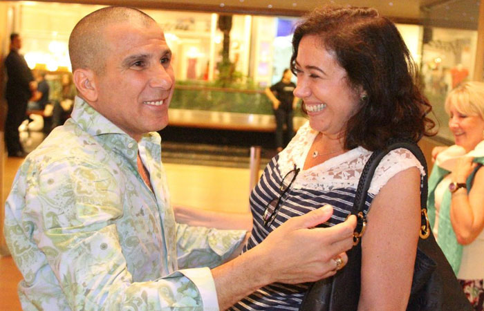 Lilia Cabral e Paulo Rocha aplaudem Eri Johnson, no Rio - O Fuxico