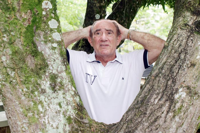 Renato Aração brincou com os fotógrafos.