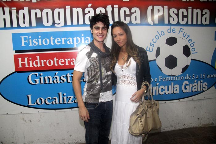 Guilherme Leicam e a namorada Vanessa