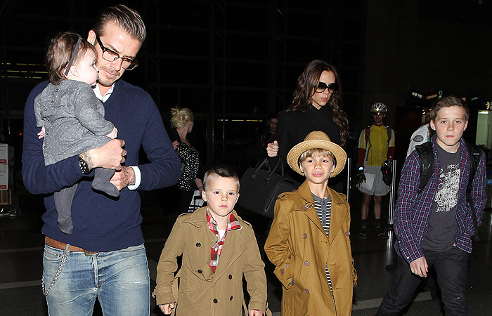  Família Beckham viaja para Londres para as festas de final de ano