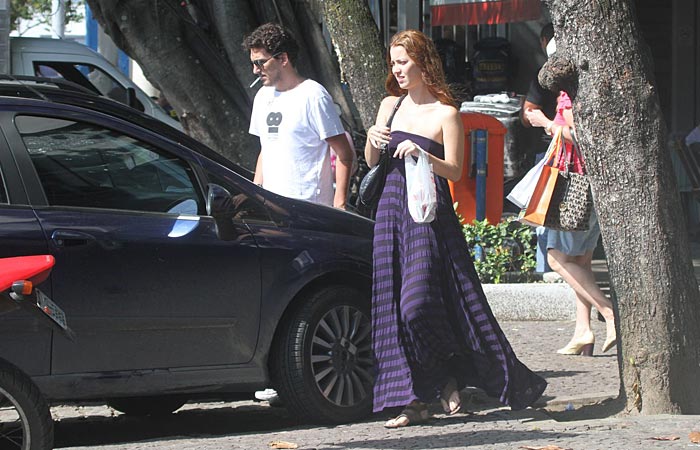 Nathalia Dill passeia com namorado no Rio de Janeiro - Ag.News