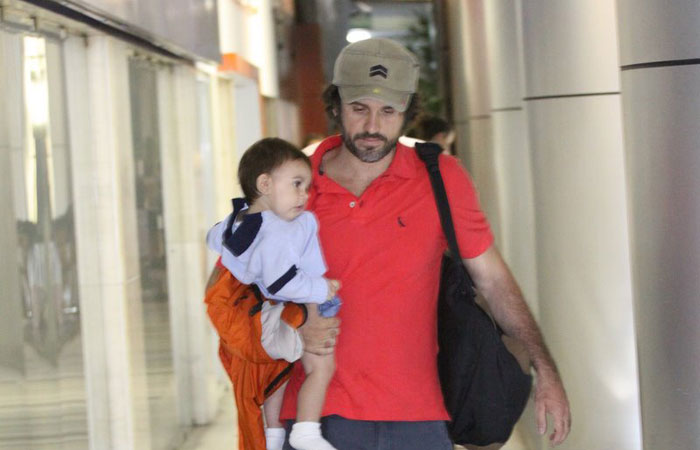 Eriberto Leão passeia com o filho em shopping do Rio - O Fuxico