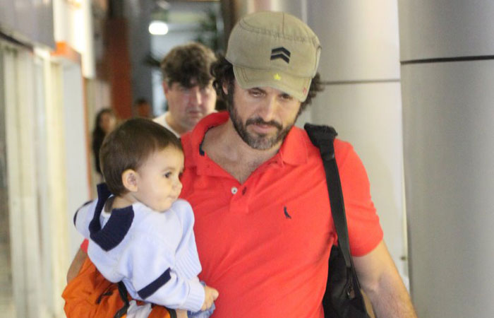 Eriberto Leão passeia com o filho em shopping do Rio - O Fuxico