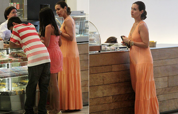 William Bonner, Fátima Bernardes e filhos vão ao shopping, no Rio