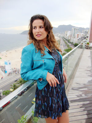 Úrsula Corona participa de ensaio em hotel do Rio