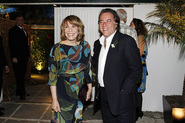 Renata Sorrah e Tony Ramos se cumprimentaram 