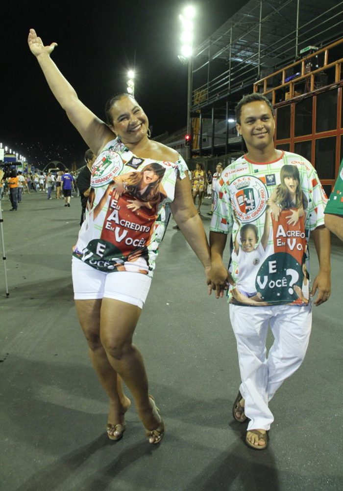 Ensaio Grande Rio: Solange Couto e o marido, Jamerson Andrade 