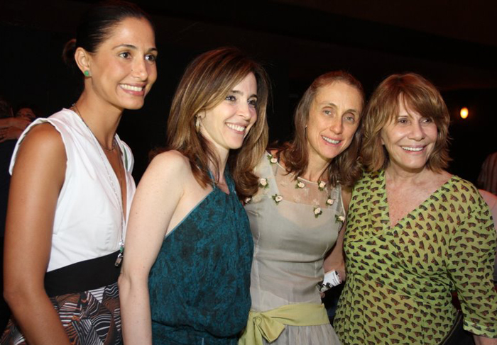 Camila Pitanga, Deborah Evelyn e Renata Sorrah prestigiam estreia de Betty Gofman