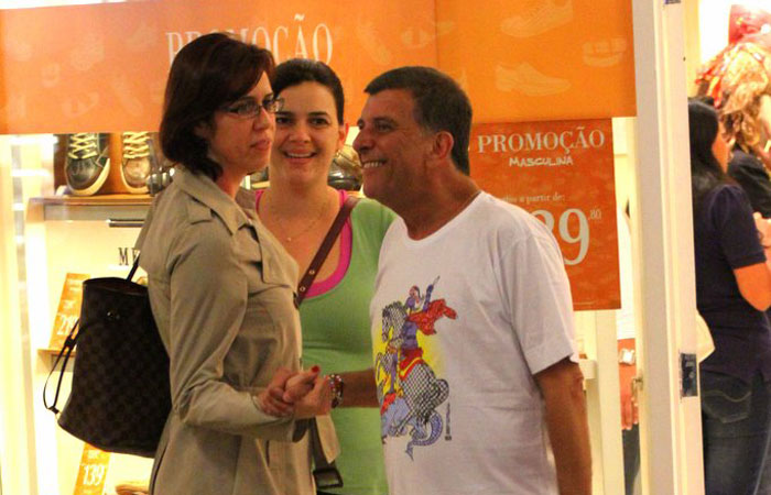 Maria Clara Gueiros é vista em shopping na Gávea - O Fuxico