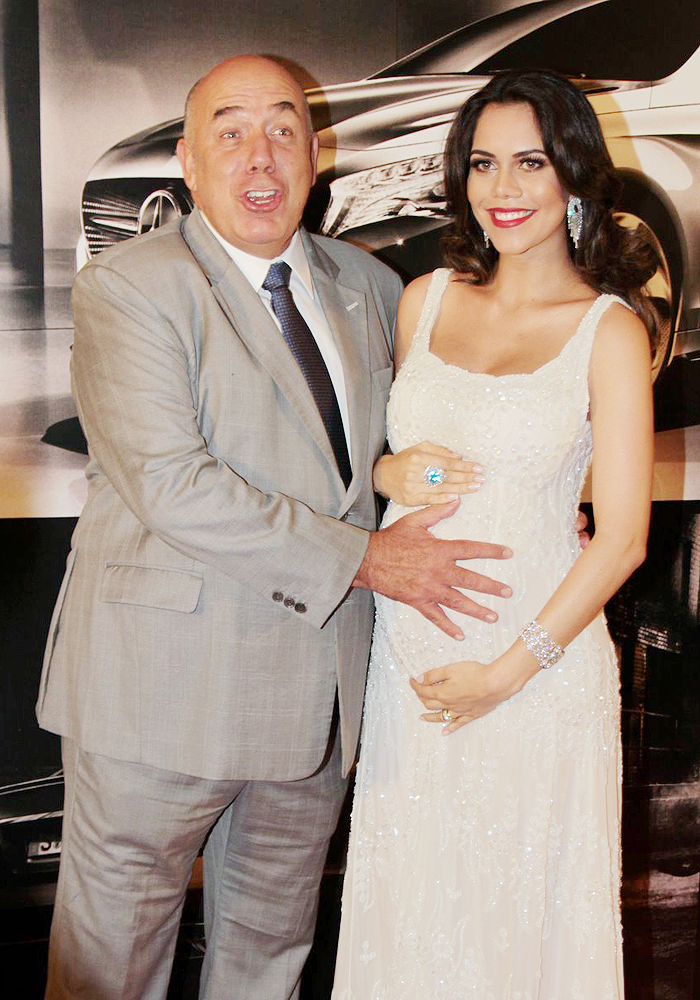 Daniela Albuquerque com o marido Amilcare Dallevo, um dos donos da Rede TV!