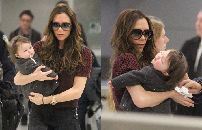 Victoria Beckham viaja com a filha para NY para a semana de moda