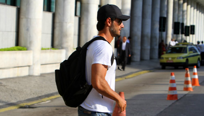 Rodrigo Santoro desembarca no Rio de Janeiro