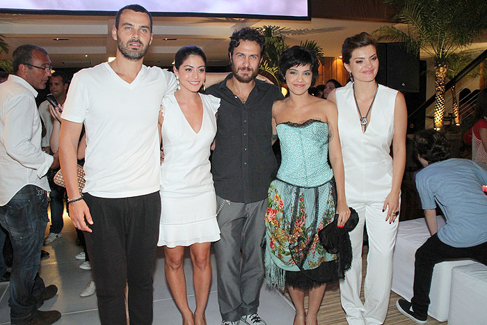 Amor Eterno Amor: Elenco apresenta a nova novela da Globo