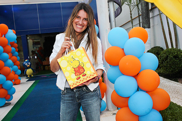 Andreia Guimarães foi à festa de 3 anos de Maria Eduarda