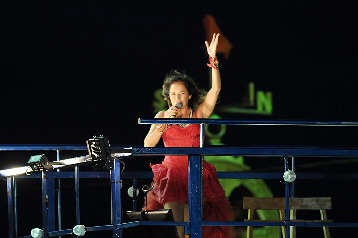 Daniela Mercury leva ópera ao Carnaval de Salvador.